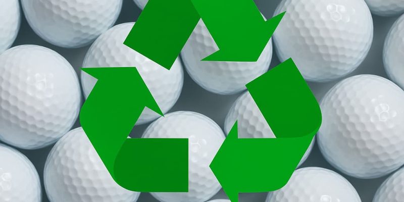 Bolas recicladas en caja